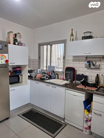 דירה, רמת הגולן 20, רובע ה', אריאל