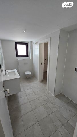 דירה, דרך דגניה 60, קרית השרון, נתניה