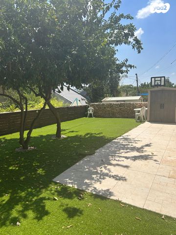 בית פרטי/ קוטג', הנורית 17, גבעת שרת, בית שמש