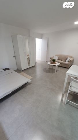 יחידת דיור, זמיר 18, עין שריד, עין שריד