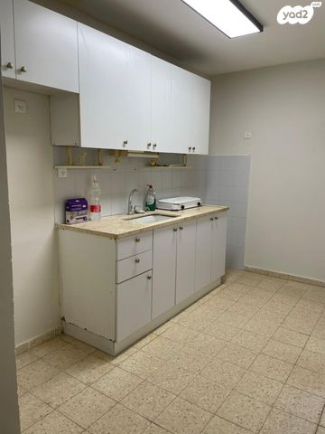 דירה, הבשור 5, גני אביב, לוד