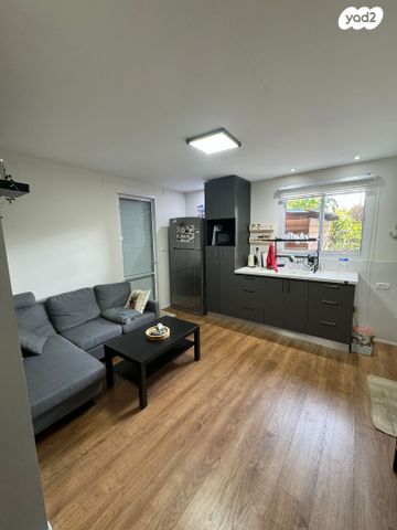 נחלת יעקב 10