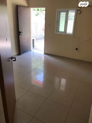 דו משפחתי, נתיב העלייה 7, מוצקין הותיקה, קרית מוצקין