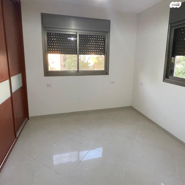 דירה, חבצלת השרון 15, הפרחים, כפר סבא