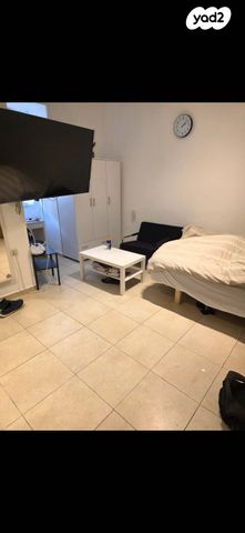 דירה, המלך ג'ורג' 53, הצפון הישן - דרום, תל אביב יפו