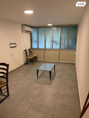 דירה, דרך מצדה 20, שכונה ד', באר שבע