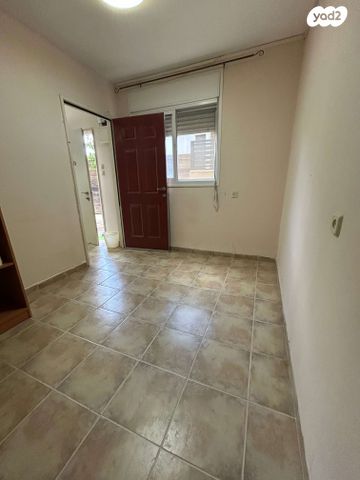 יחידת דיור, ארגמן 23, שמשית, שמשית