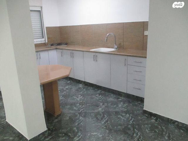 יהודה הנשיא 12