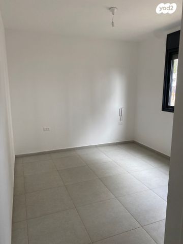 דירה, הצבר 21, נרקיסים, ראשון לציון