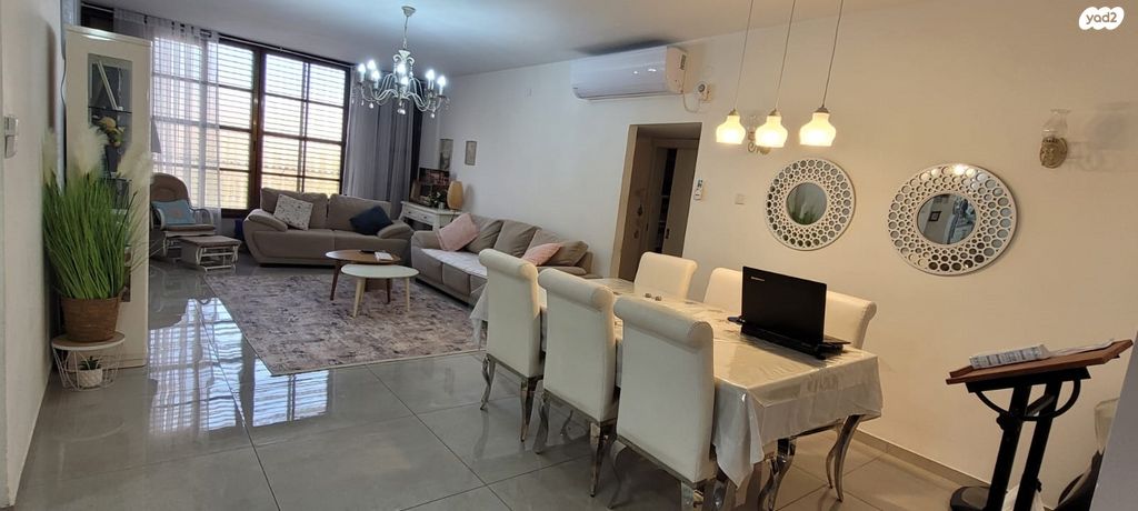 שדרות הנשיא וייצמן 17