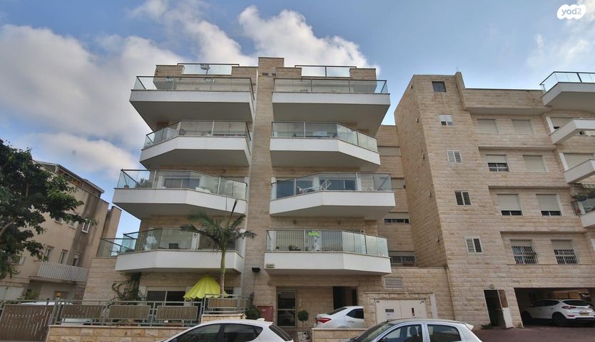 דירה, הרב הרצוג 16, מוצקין הותיקה, קרית מוצקין