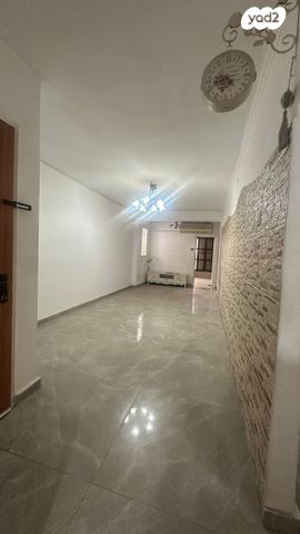 דירה, גיורא יוספטל 25, גיורא, רמלה