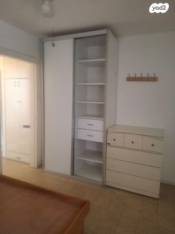 דירה, אח"י דקר 10, נווה שרת, תל אביב יפו