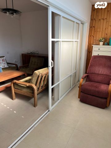 דירה, שדרות ירושלים 150, צהלון, שיכוני חסכון, תל אביב יפו