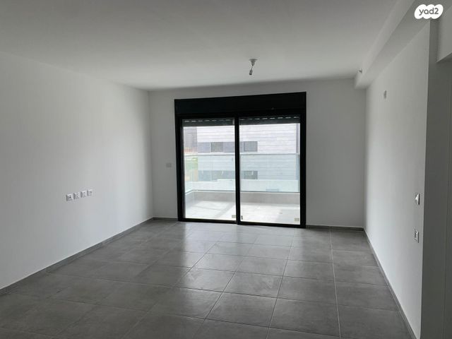 דירה, דולב 15, יצחק שמיר, נהריה