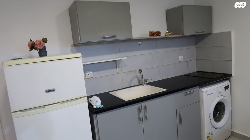 יחידת דיור, אברבנאל 8, שכונה י"א, באר שבע