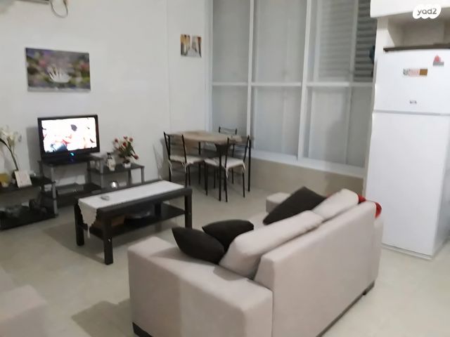 דירה, שיינקין 67, שינקין, גבעתיים