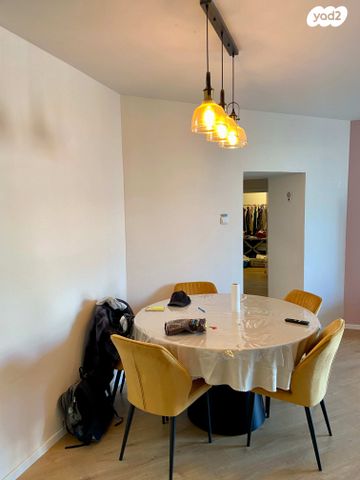 גג/ פנטהאוז, הרצפלד 12, נאות רחל, חולון