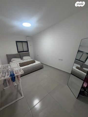 דירה, אנילביץ' 11, לב העיר, בת ים