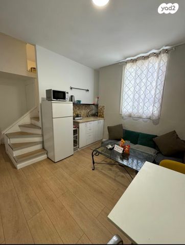 דירה, נחלת בנימין 11, לב תל אביב, לב העיר צפון, תל אביב יפו