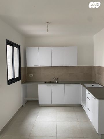 דירה, הצבר 21, נרקיסים, ראשון לציון