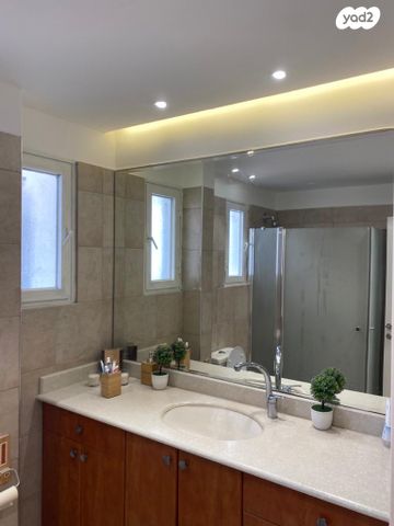 דירה, הארבעה 40, פסגת זאב, ירושלים