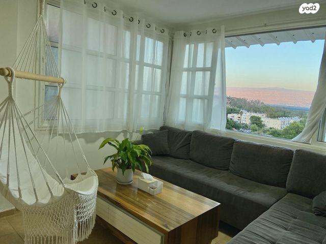 דירה, יצחק שדה 10, שיכון ג', קרית שמונה