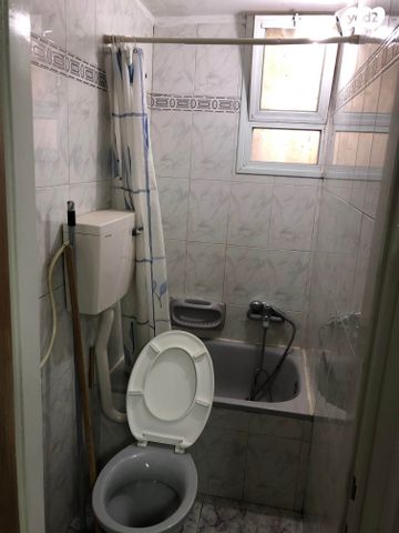 דירה, הרב רפאל קצנלבוגן 66, הר נוף, ירושלים