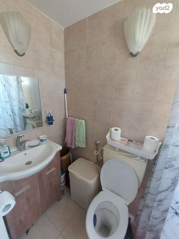 דירה, הרב קוק 31, שיכון ד, טבריה