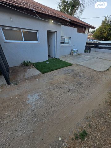 דירה, עולי הגרדום 92, שיכון ב, כפר יונה