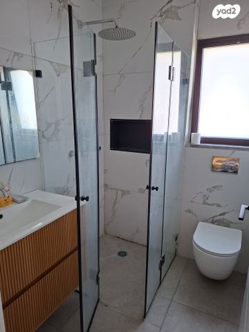 יחידת דיור, מבצע חירם 15, רובע ג', אריאל