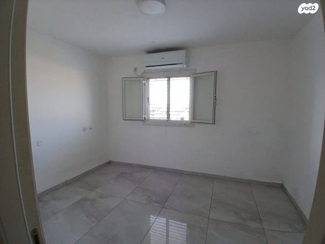 דירה, הנשיא 5, בית וקאנטרי, גיורא יוספטל, גבעת שמואל