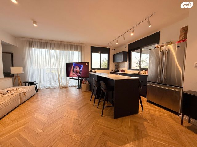 גג/ פנטהאוז, האסיף 2, גן רש"ל, הרצליה