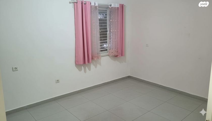 דירה, שדרות הנשיא וייצמן 17, רח' הנשיא צפון, חדרה