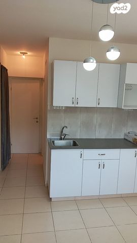 יחידת דיור, שדרות בן גוריון 7, נווה סביון, אור יהודה