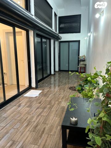 דירה, הגר"א 10, נווה שאנן, תל אביב יפו