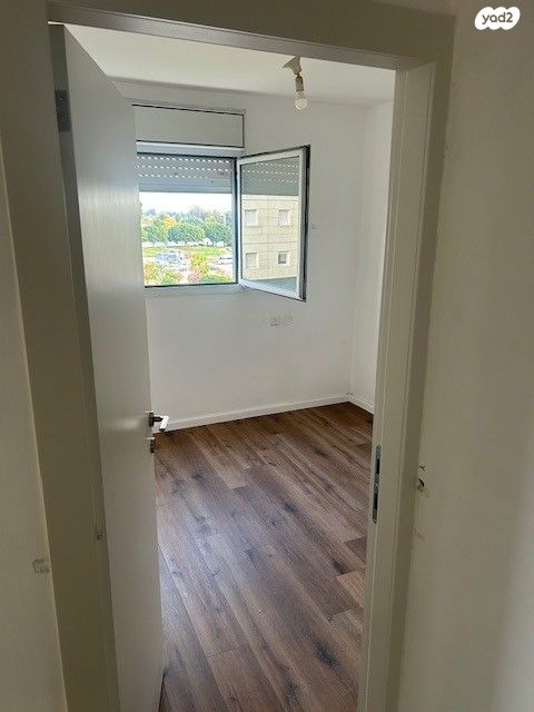 דירה, קלמן ביאלר 3, רחובות החדשה, רחובות