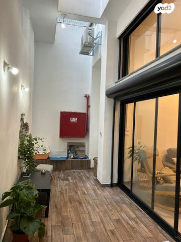 דירה, הגר"א 10, נווה שאנן, תל אביב יפו