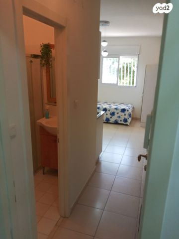 יחידת דיור, שדרות בן גוריון 7, נווה סביון, אור יהודה