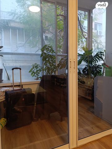 דירה, הרצל 65, שכונת בן גוריון, מרכז העיר ג', רמת גן