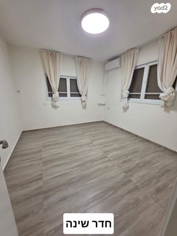 יחידת דיור, חזקיהו 12, מלכי ישראל, קרית גת