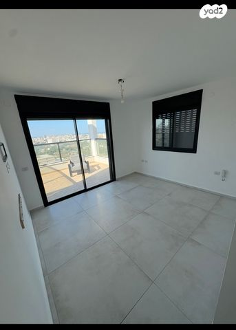 גג/ פנטהאוז, מנחם ארבר 13, נווה עופר, תל כביר, תל אביב יפו