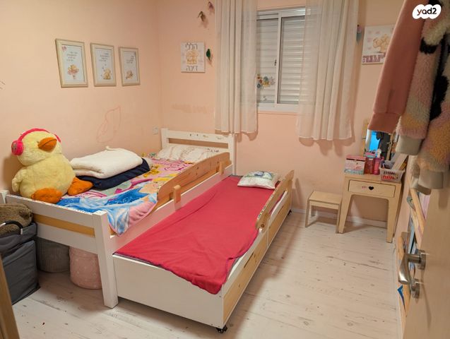 דירה, שירת אסתר 2, נווה גן, פתח תקווה