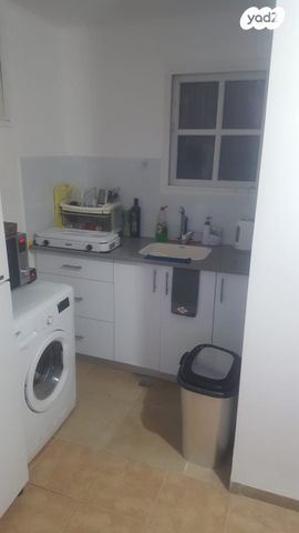 בית פרטי/ קוטג', הגלעד 12, שיכון ד', קרית שמונה