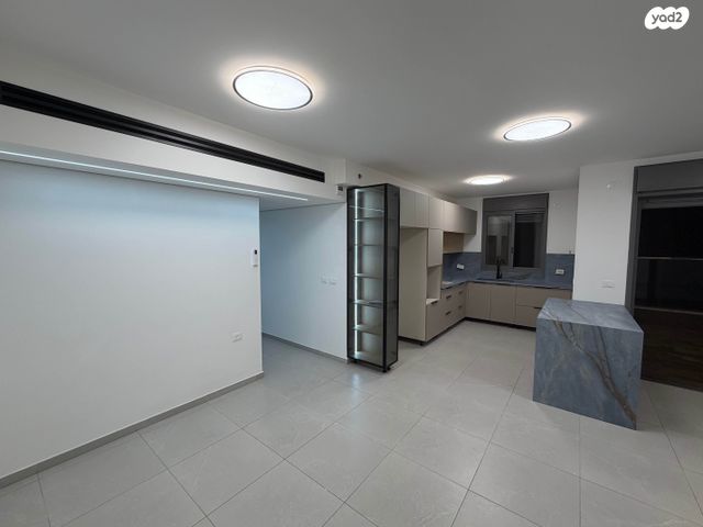 דירה, דרך ארץ 11, עיר היין, אשקלון