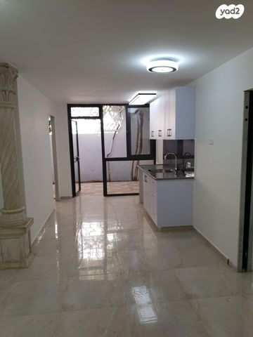 דירת גן, הערמון 7, עג'מי, גבעת העליה, תל אביב יפו