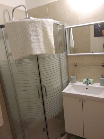 דירה, אצ"ל 23, שז"ר / דקר, טירת כרמל