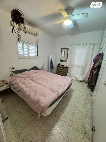 דירה, גרשום 10, נווה רם, שיכון מזרחי, רמת גן