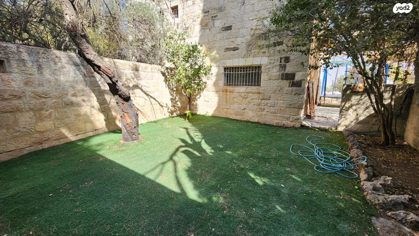 דירת גן, מרדכי כספי 9, צפון תלפיות, ירושלים