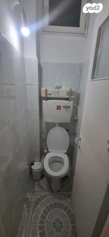 דירה, רות 16, חרוזים, רמת גן